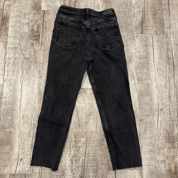Hollister Ultra High Rise Mom Jean Vintage Stretch Women's Size 3S Black Denim - Picture 10 of 11